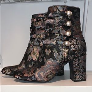 Kenneth Cole booties